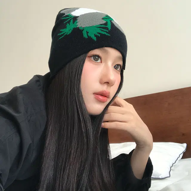 浪莎 秋冬国风可爱熊猫提花针织帽保暖防风护耳套头 腈纶 绒线帽 男女同款情侣款