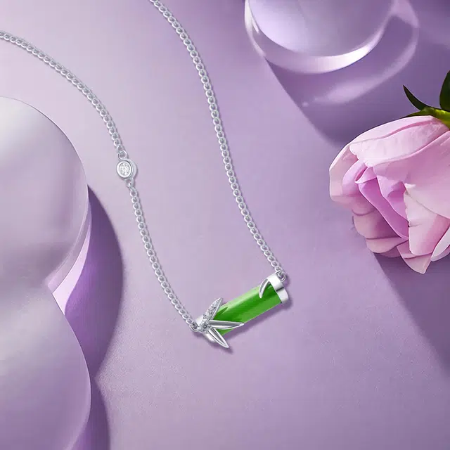 【一物一证】 羽诗娅 绿意竹节 个性极简风轻奢高级感吊坠 日常通勤锁骨链配饰 表白必备 女朋友告白生日纪念日礼盒款 玉髓 玉石项链 女款