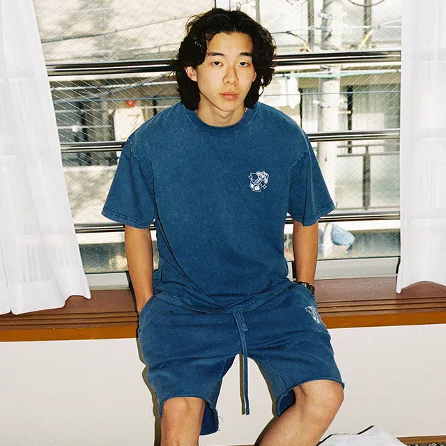 MIND ERROR Surprise Box Print Tee