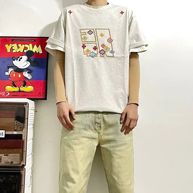PAINT STAIN T