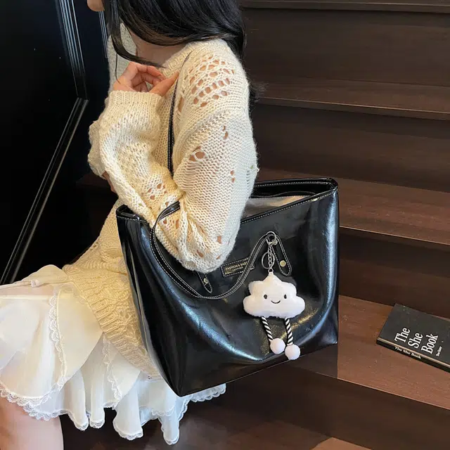 Miss Angel PU Tote