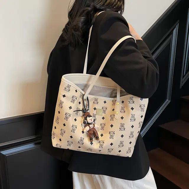 Miss Angel PU Tote