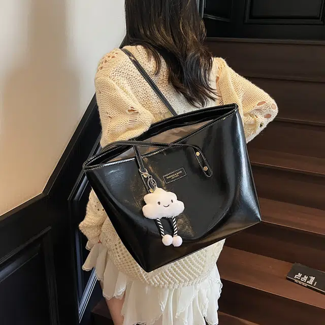 Miss Angel PU Tote