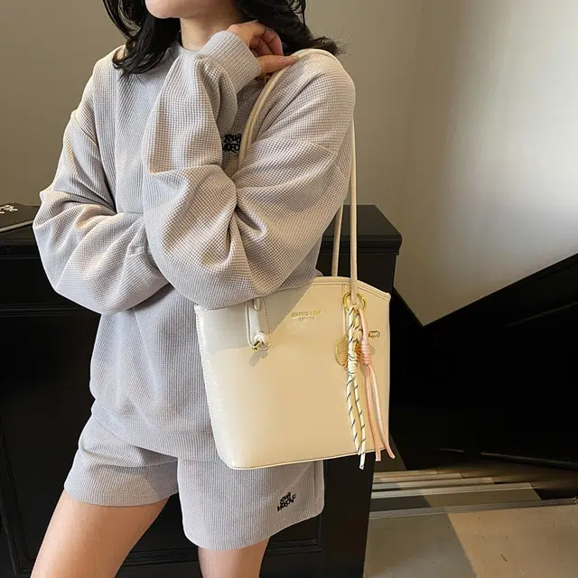 Miss Angel PU Tote