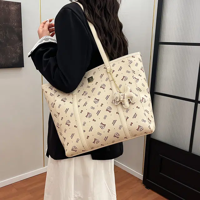 Miss Angel PU Tote