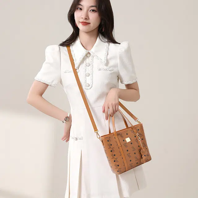 MESUCA Tote