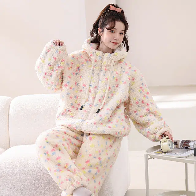 秀黛 甜美彩色波点连帽加厚睡衣套装 女款 图色