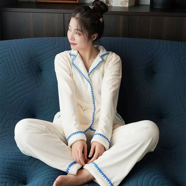 秀黛 厚款翻领保暖休闲长袖长裤家居服可外穿睡衣套装 女款
