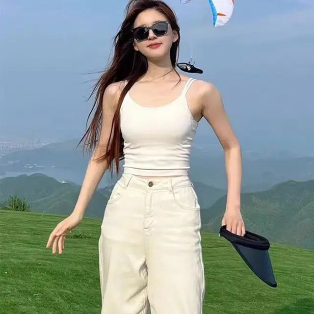 秀黛 美式 辣妹纯欲风甜辣 炸街休闲小众高级感轻盈舒适透气亲肤纯色多色可选美背修身显瘦百搭打底春夏叠搭带胸垫双肩吊带背心 女款