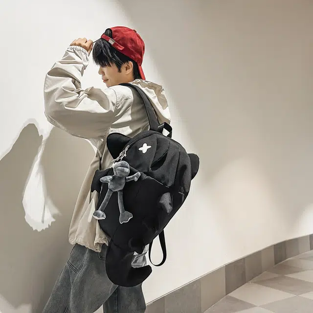 揽月 小众设计鲨鱼街头潮流学生上课百搭 尼龙 背包书包双肩包 男女同款情侣款 黑色/白色/灰色