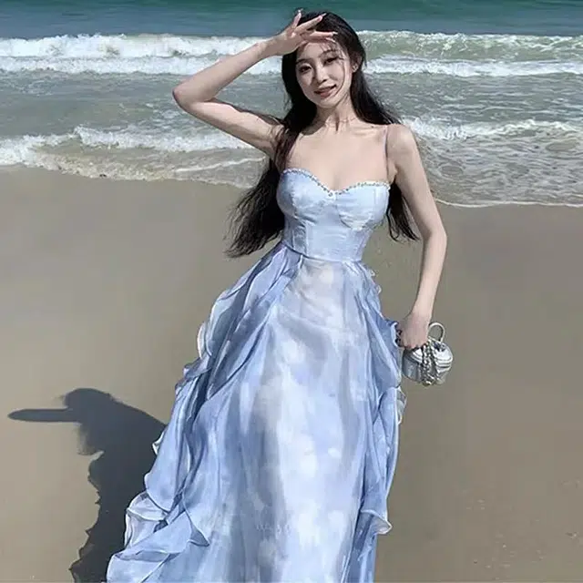 花蔓色 复古法式简约海边度假纯色泼墨薄款长款吊带连衣裙 女款 蓝色