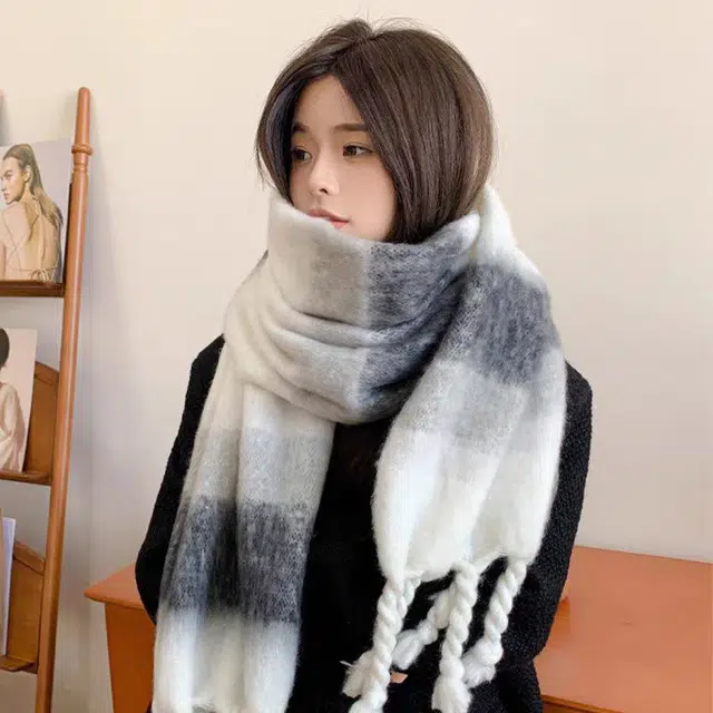 木林森 美拉德渐变保暖围脖高级感仿羊绒流苏披肩舒适 绒线围巾 男女同款情侣款