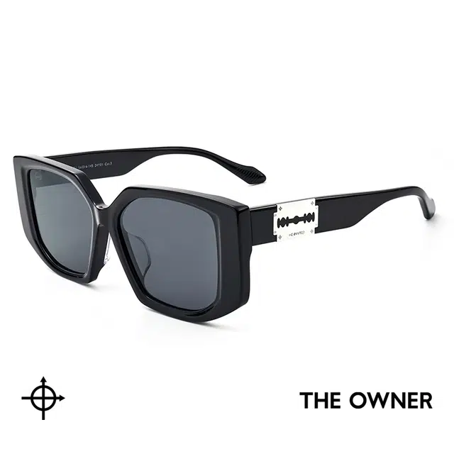 THE OWNER oversize