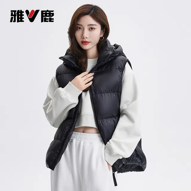 雅鹿  加厚黑金鹅绒纯色可脱卸帽  羽绒马甲  男女同款