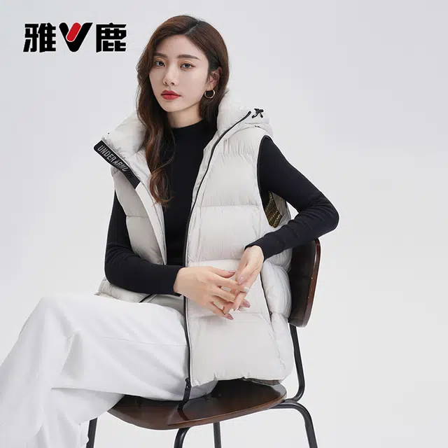 雅鹿  加厚黑金鹅绒纯色可脱卸帽  羽绒马甲  男女同款