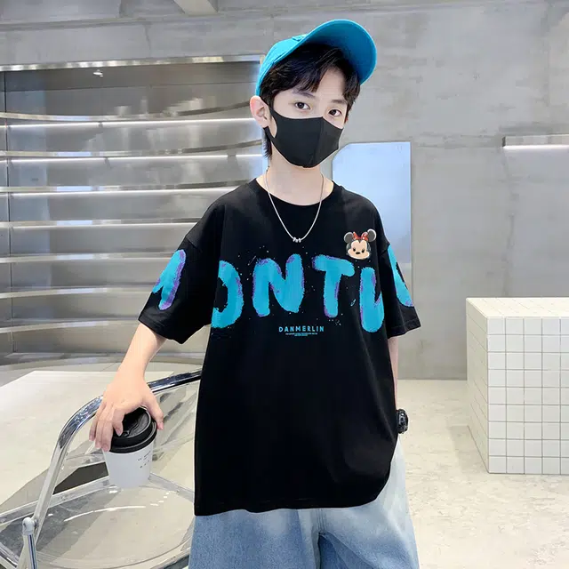 DisneyT