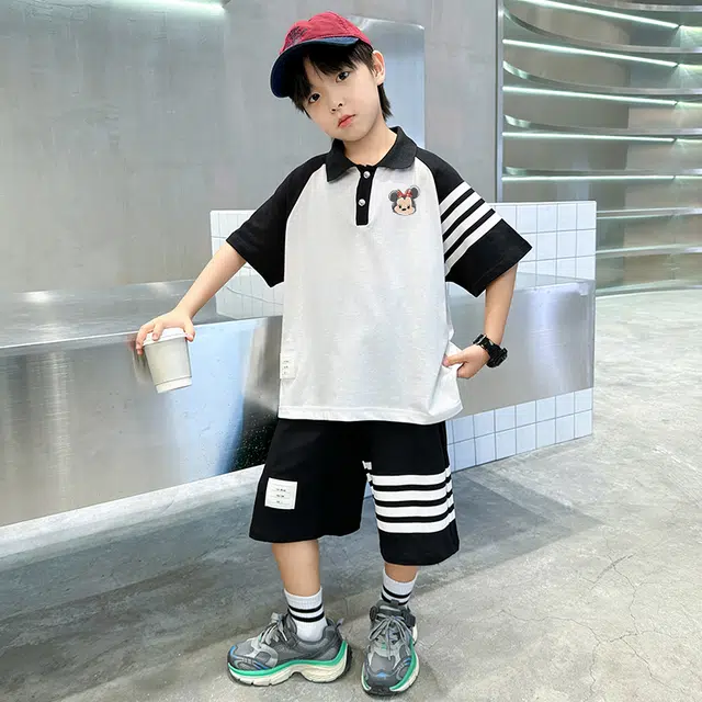 DisneyT