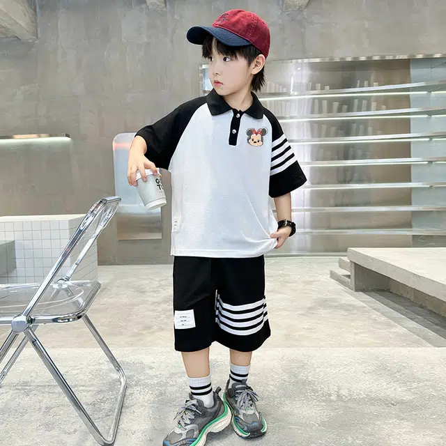 DisneyT