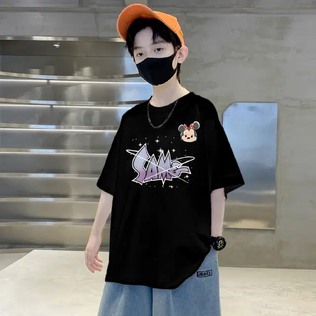 DisneyT