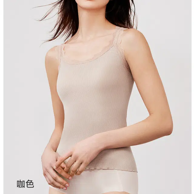 曼妮芬 蕾丝领纯色甜美舒适背心 女款