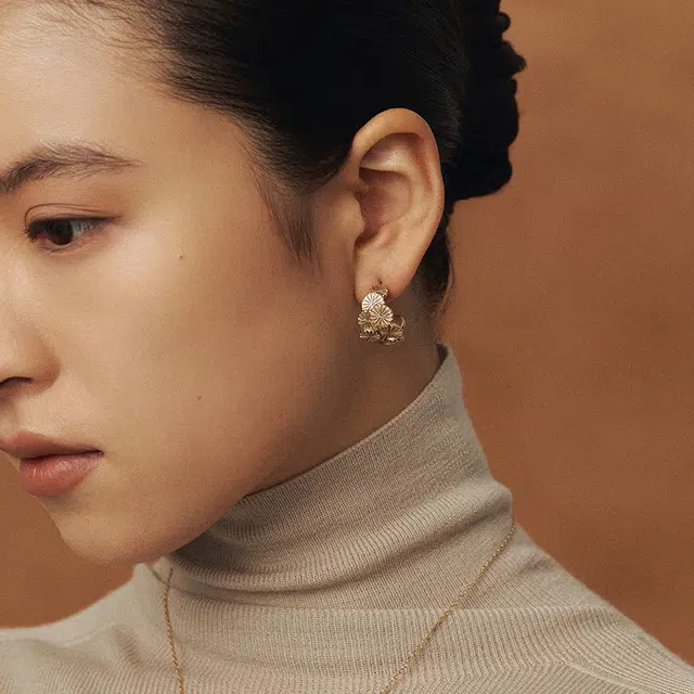 合璧 松间 团松朵朵耳饰 银镀金 耳环 女款