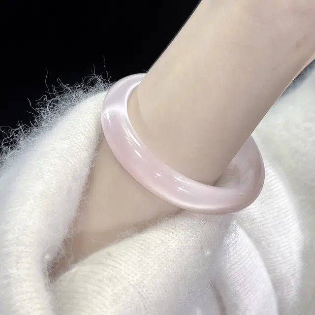 京华录 天然桃花粉玉镯 新中式芙蓉粉 甜美粉嫩蜜桃冻爱情转运恋爱磁场 小众显白百搭可爱通勤风#好运 玻璃猫眼 手镯 女款