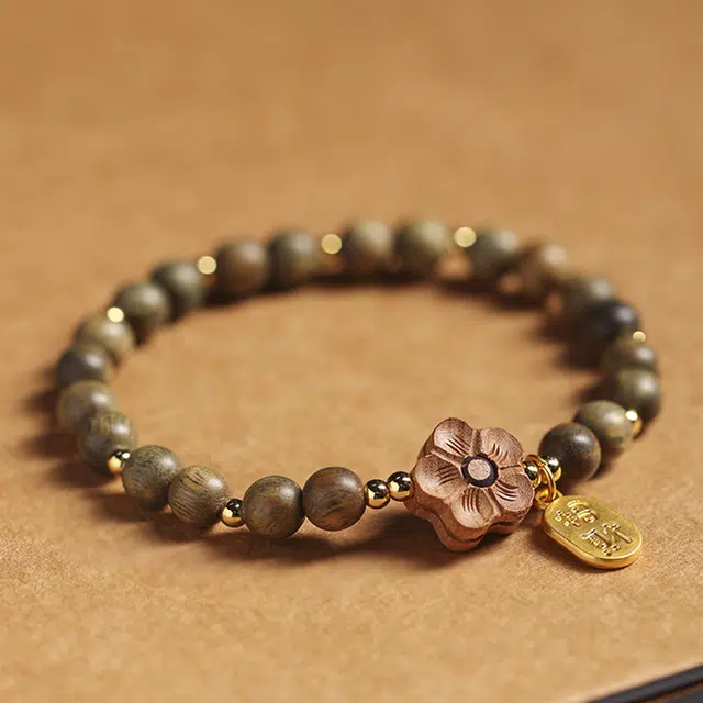 京华录 新中式正桃花文玩佛珠 古风招财福牌流苏串珠 本命年转运 复古森系禅意念珠 平安守护 合金 木作手串 男女同款情侣款 绿檀