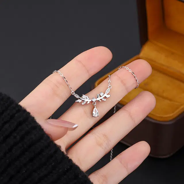 【纯银999 | 穗穗平安】 京华录 轻奢高级感精致小众设计简约百搭气质温柔约会通勤吊坠套装锁骨链 足银 项链 女款 闺蜜妈妈女友告白礼盒