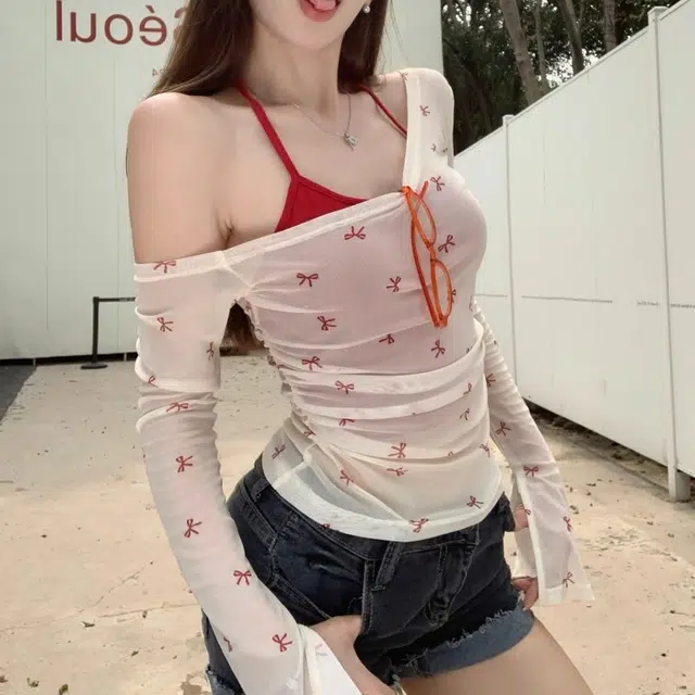 依钗 法式甜美纯欲露肩挂脖修身长袖上衣休闲套装 女款