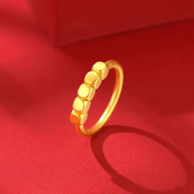 中国珠宝 小方糖 精致轻奢小众设计高级感指环 足金 一口价 黄金戒指 女款