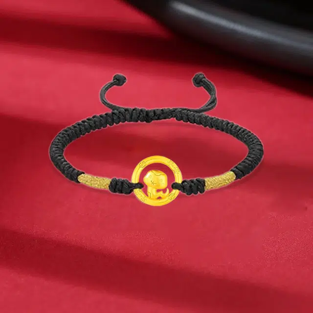 999