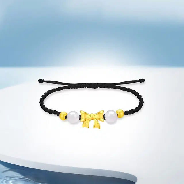 999