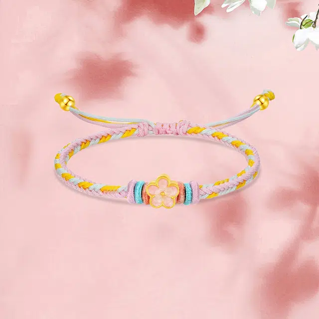999