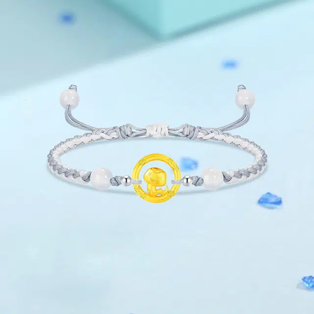 999