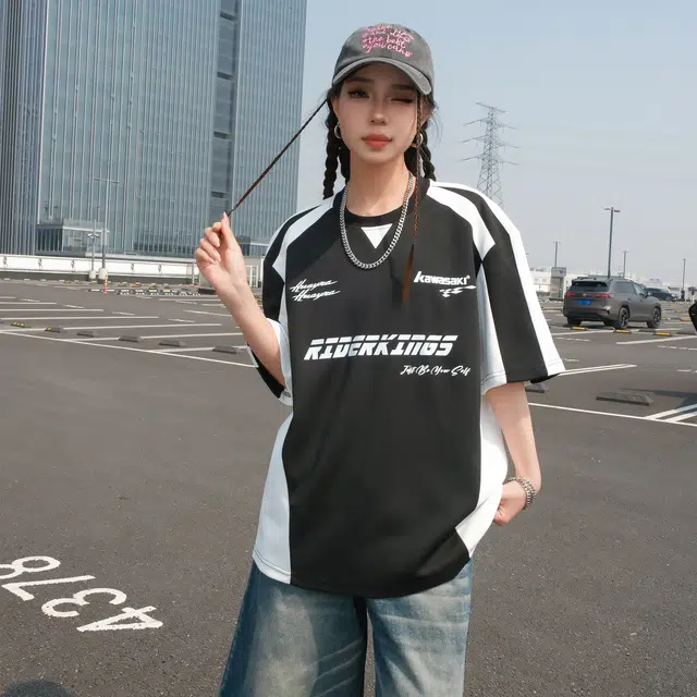 Kawasaki T