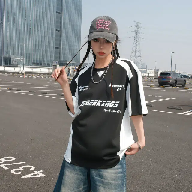 Kawasaki T