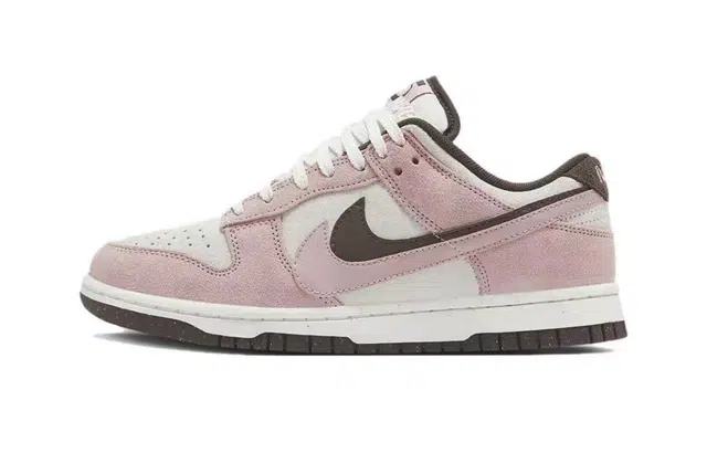 Nike Dunk Low "Double Swoosh"