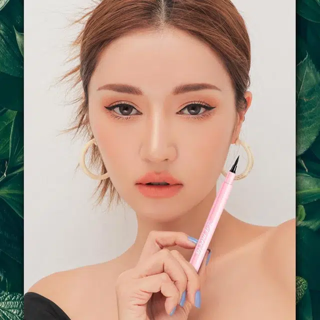 拉美拉 丝滑眼线笔 不易晕染 不易防水 持久不易脱色