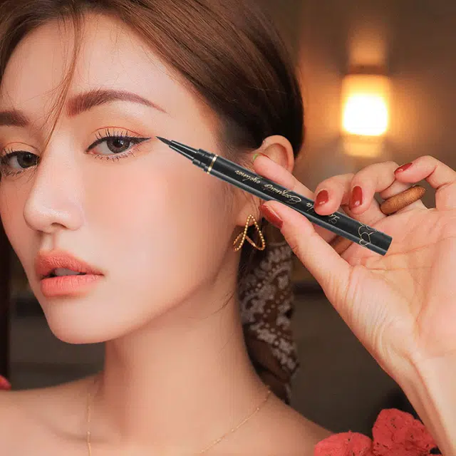 拉美拉 眼线笔极细眼线胶笔防水不脱妆不晕染 眼线胶笔新手化妆品学生党 易延展速干