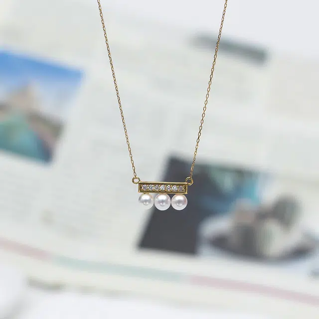 Akoya18K
