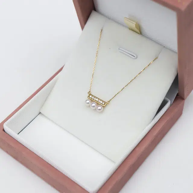 Akoya18K