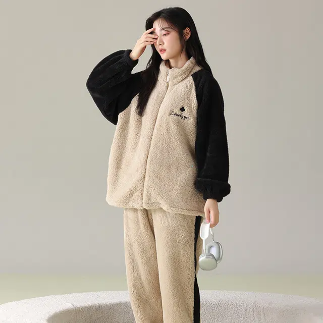 俞兆林 简约时尚柔软亲肤长袖长裤舒适休闲家居服睡衣套装 女款 杏色