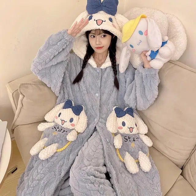 俞兆林 轻奢可爱时尚卡通口袋连帽长袖长裤舒适休闲睡衣套装 女款 蓝色