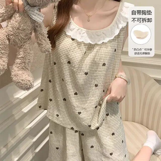 俞兆林 带胸垫简约爱心卡通花边圆领宽松吊带短裤两件套舒适透气背心家居服睡衣套装 夏季 女款