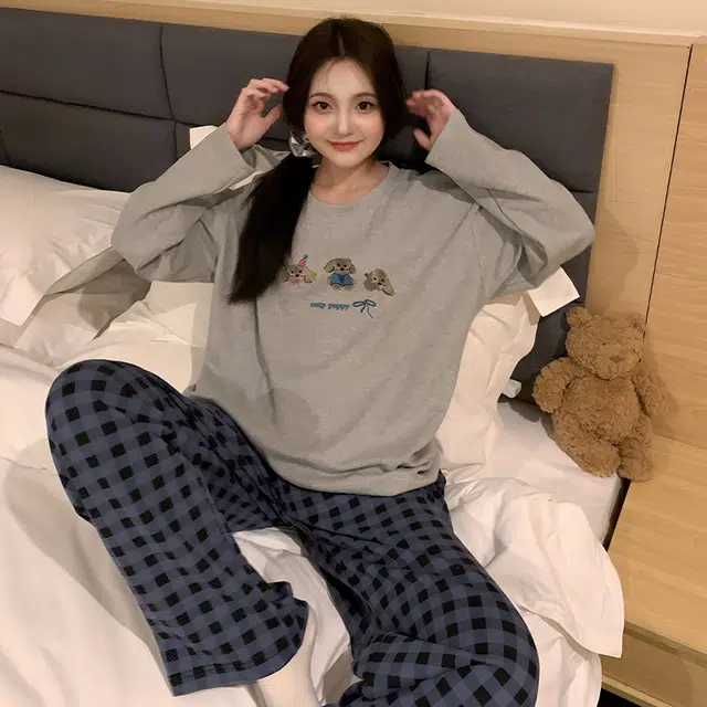 俞兆林 时尚卡通圆领柔软长袖长裤休闲家居服睡衣套装 女款