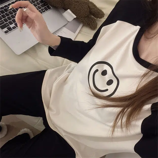 俞兆林 高级感笑脸圆领可爱长袖长裤可外穿家居服睡衣套装 女款 黑杏