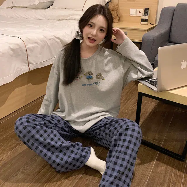 俞兆林 时尚卡通圆领柔软长袖长裤休闲家居服睡衣套装 女款