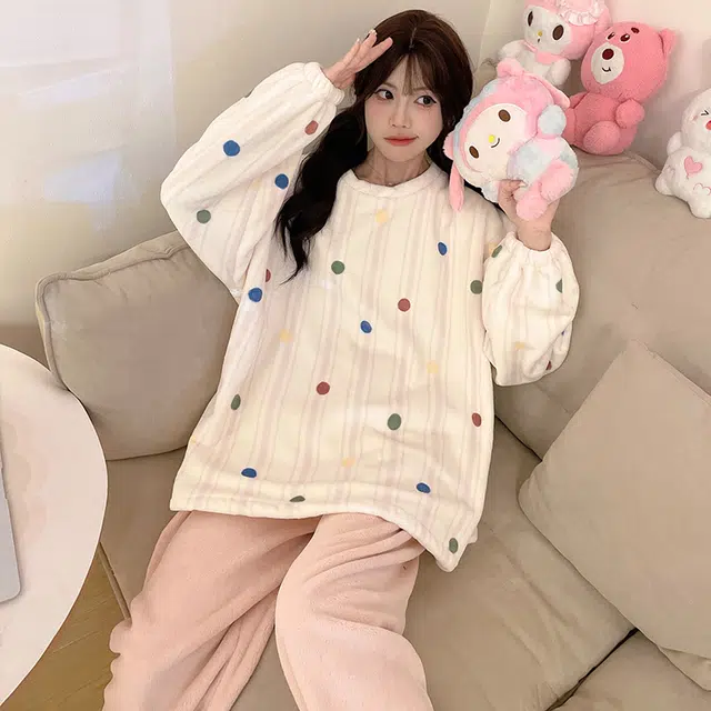俞兆林 柔软亲肤加厚甜美可爱高级感蓄热保暖休闲长袖长裤睡衣套装 女款 白色