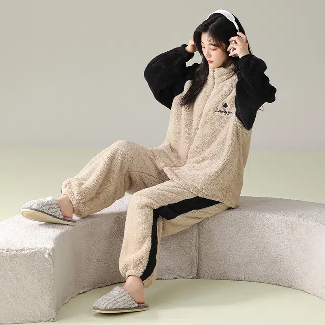 俞兆林 简约时尚柔软亲肤长袖长裤舒适休闲家居服睡衣套装 女款 杏色