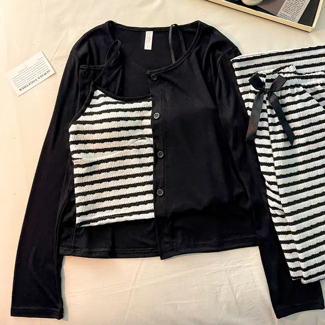 俞兆林 高级感条纹带胸垫长袖时尚舒适家居服可外穿睡衣套装 女款 黑色